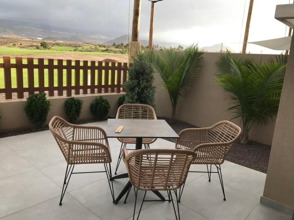 Golf Tenerife South XX Wheel Accessible Shower XX Free Wifi XX Private Pool 30 Degrees XX Two Terraces 30M2X60M2 Xxfree Parking XX Mountain View XX Flatscreen 65 Inch XX San Miguel de Abona Eksteriør billede